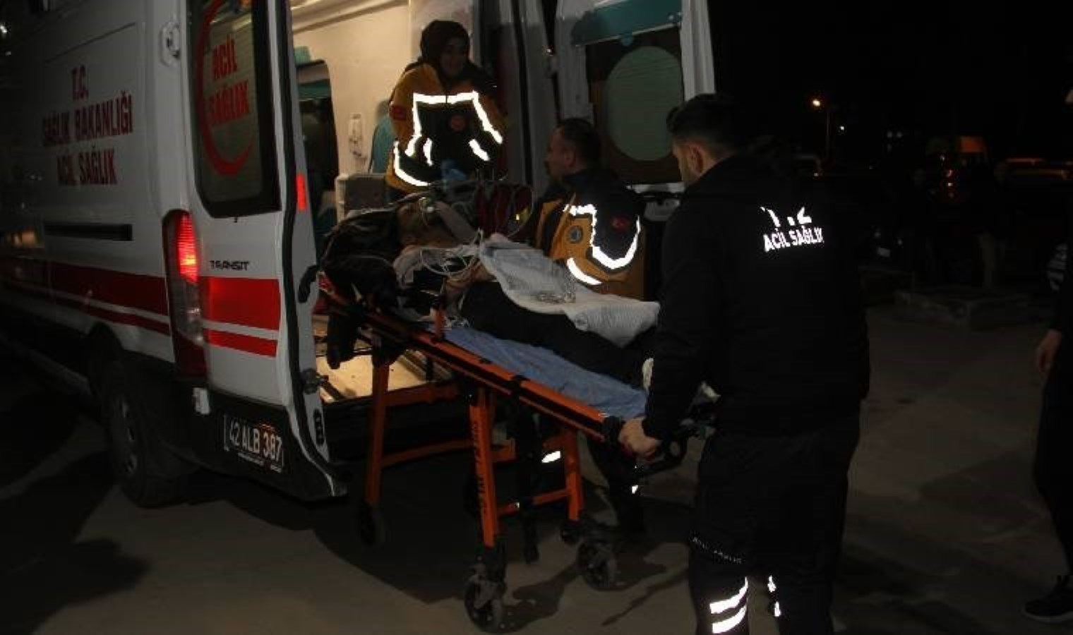 Konya’da alacak verecek kavgası kanlı bitti: Sırtından bıçaklandı!