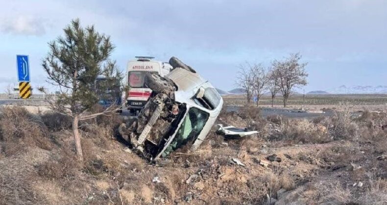 Konya’da otomobil şarampole devrildi… Yaralılar var!