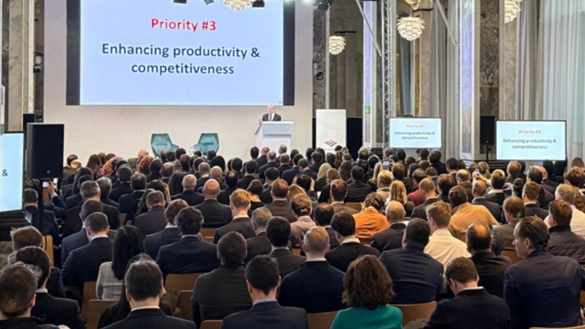 Mehmet Şimşek, Londra’da 250’den fazla yatırımcıya Türkiye’yi anlattı