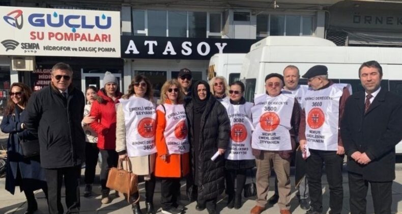 Memur-Sen önünde eylem: Başka ülkenin emeklisinin bulaşığını yıkamak zorunda bırakılıyoruz