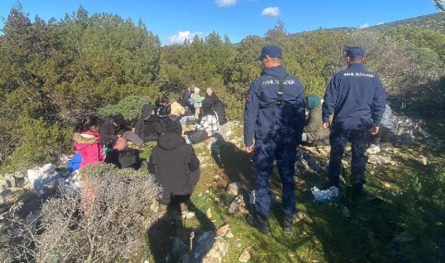 Muğla’da denize çıkış hazırlığında olan 18 düzensiz göçmen yakalandı!