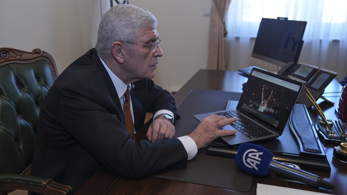 Müsavat Dervişoğlu, AA’nın ‘Yılın Kareleri’ oylamasına katıldı