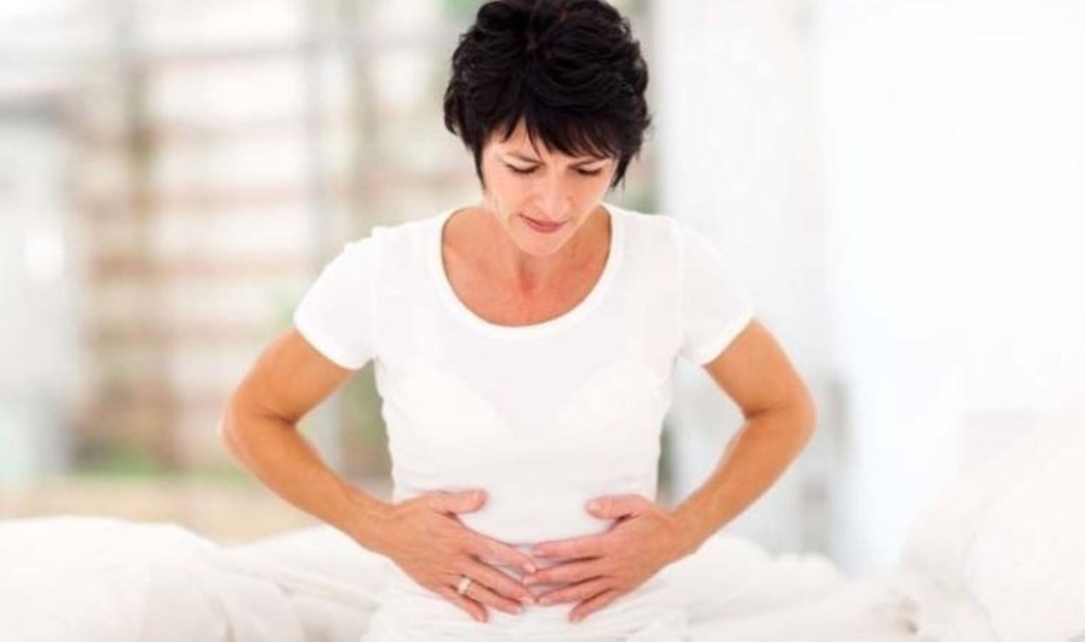 Ödemlerden kurtulmanın sırrı bu yöntemlerde saklı: Şişkinlik hissini ortadan kaldıran 9 etkili çözüm