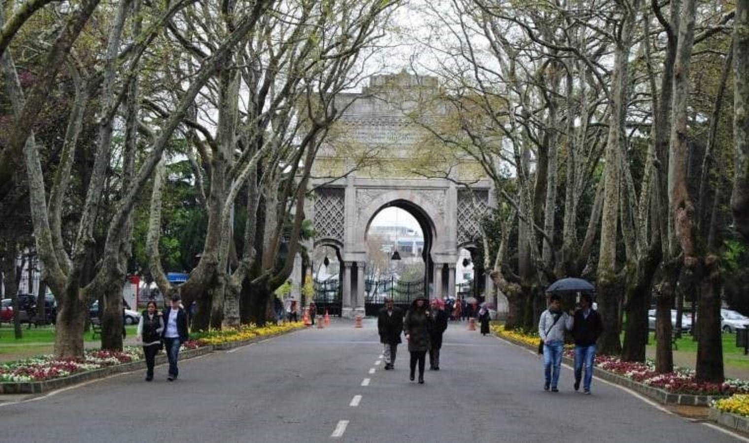 Öğrencilerin kampüslerdeki güvenliği tekrar gündemde:  Şiddet uygulayanlara ceza verilmiyor!