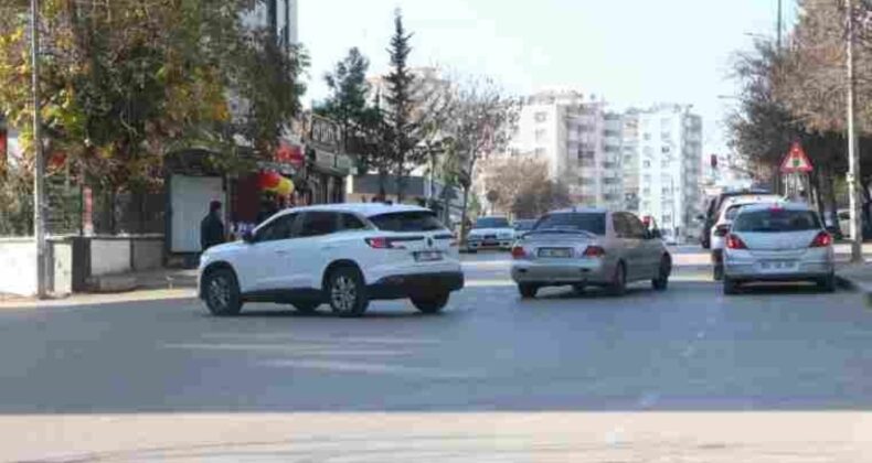 Sürekli kazaların yaşandığı kavşağa ‘kasis’ isteği