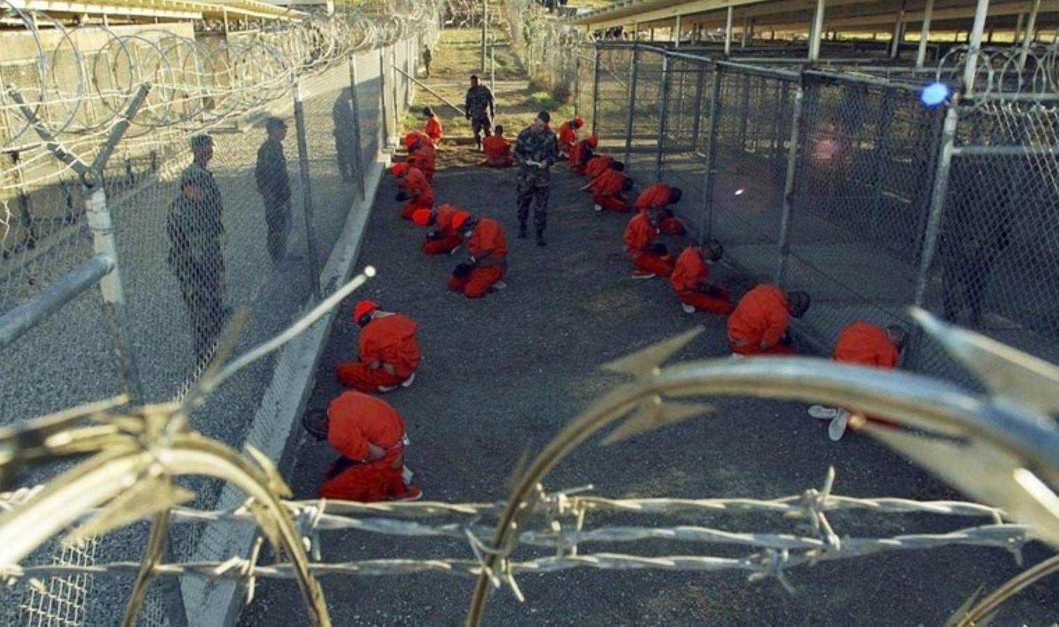 Trump’tan Guantanamo talimatı: Suçlu göçmenler tutulacak