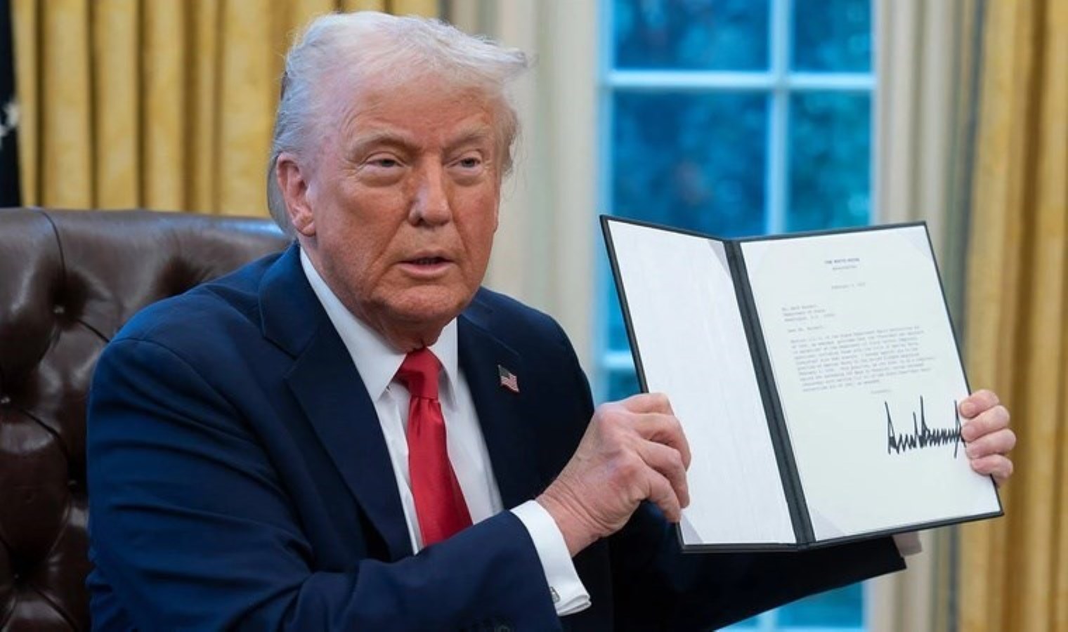 Trump’tan yeni kararname: Spor müsabakalarından men edildiler