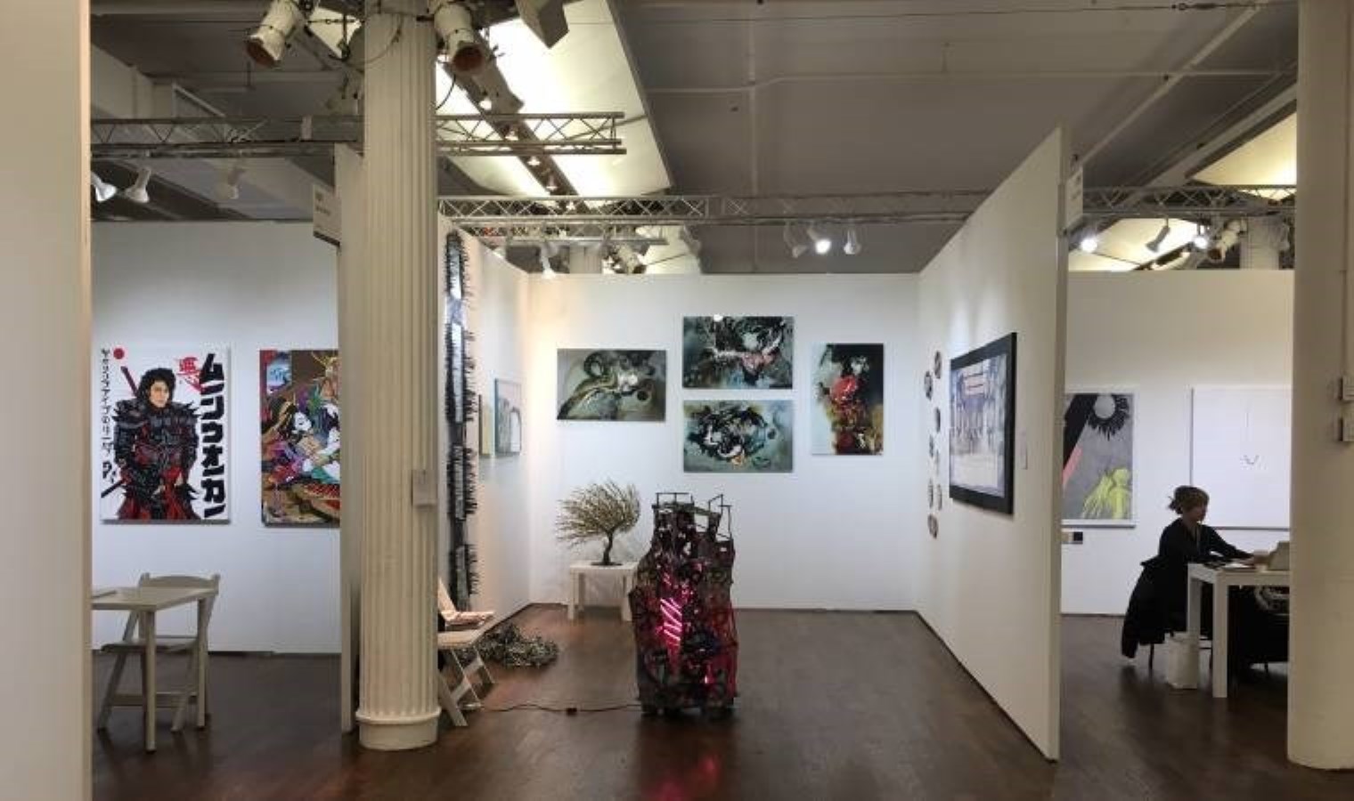 Üniversite öğrencisi yedi genç sanatçının eserleri Galeri Binyıl’da: Gençlerin manifestosu