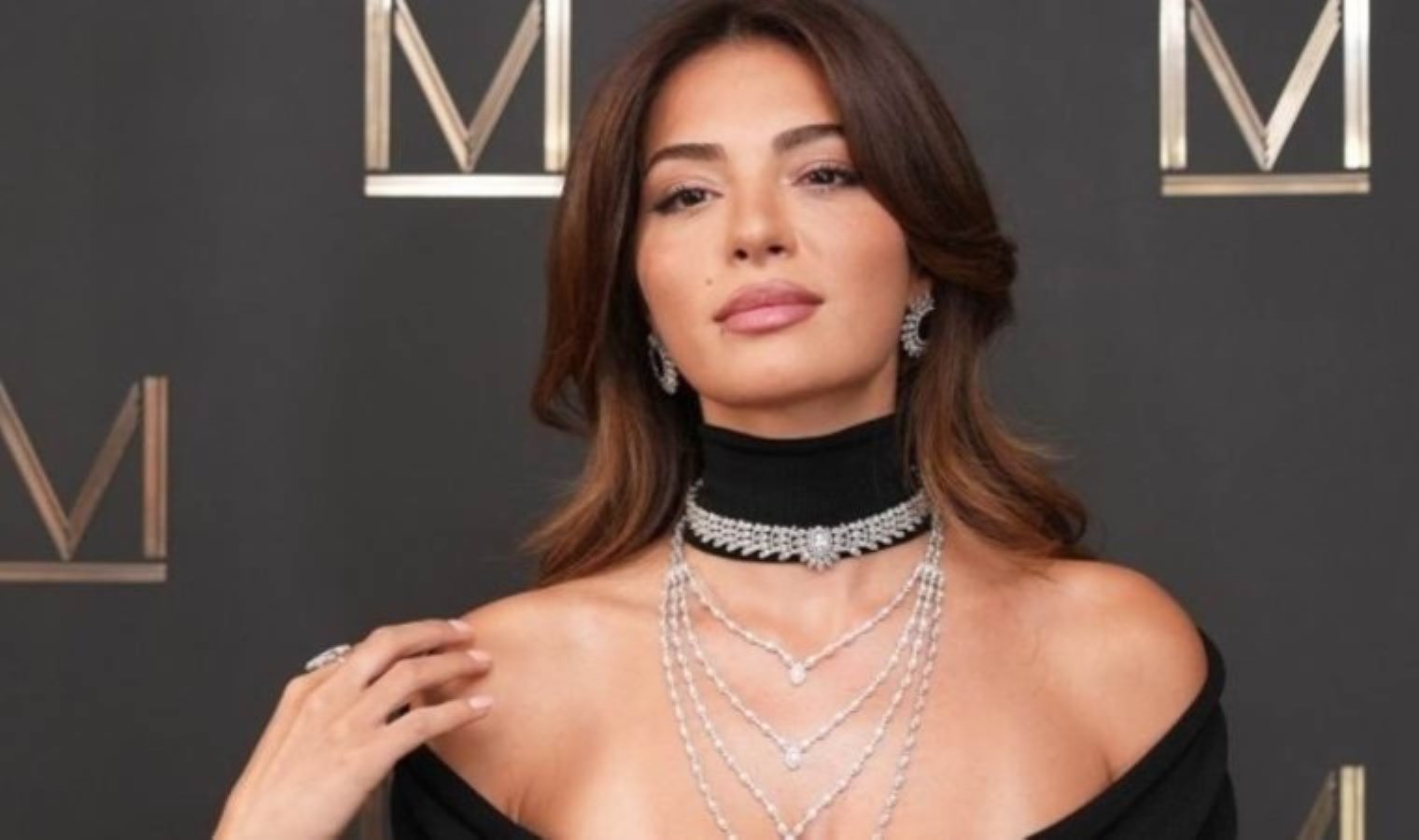 Ünlü oyuncu Melisa Aslı Pamuk ile eşi Yusuf Yazıcı’nın bebekleri dünyaya geldi