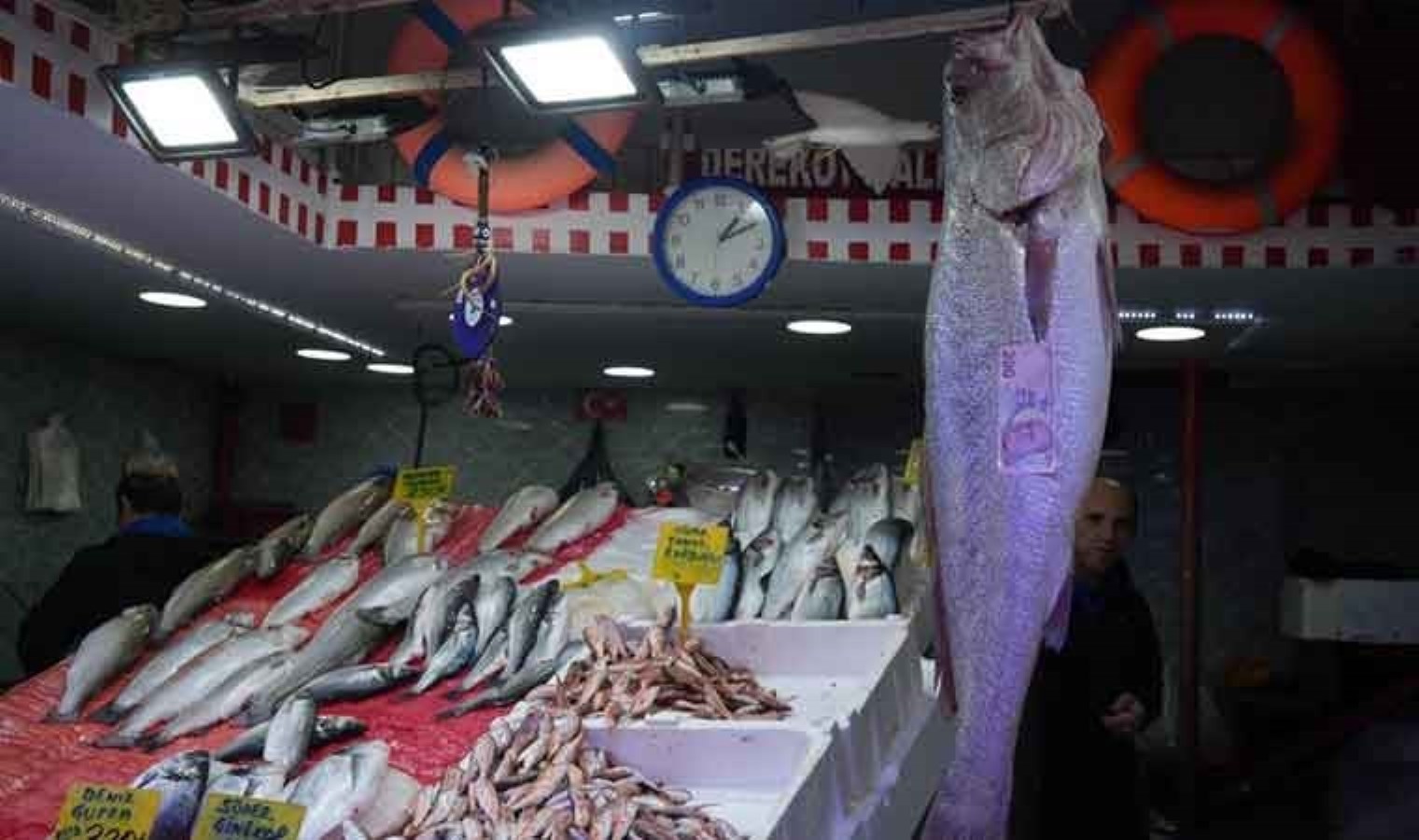 Uzun zamandır görülmemişti: Tezgaha geldikten 10 dakika sonra 6 bin TL’ye satıldı!