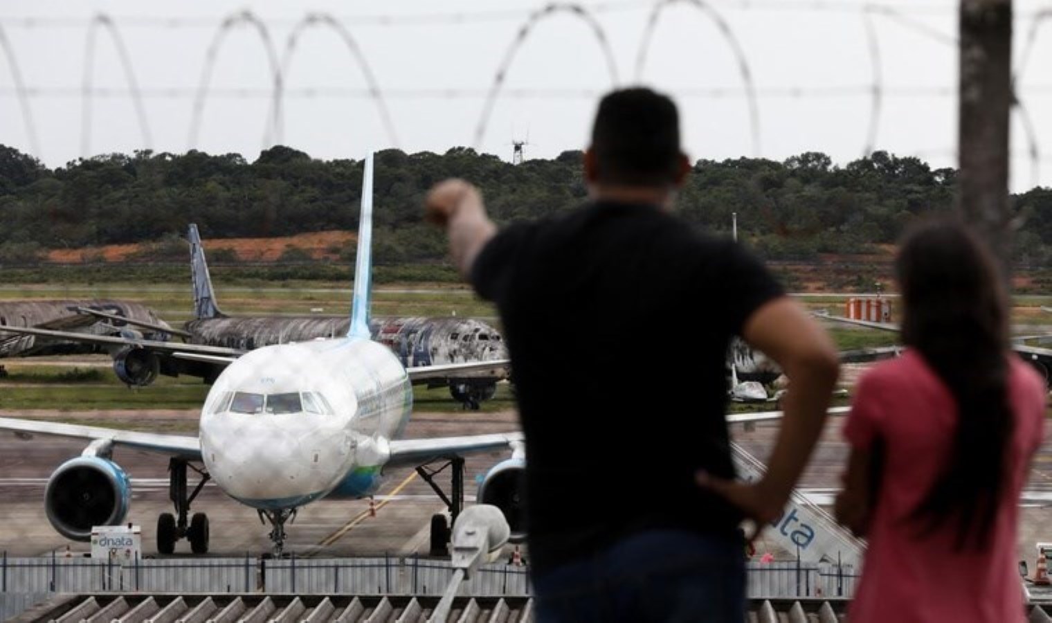 Vatandaşlarına devlet başkanlığı uçağını tahsis etti: ‘Onurlu dönüş için’