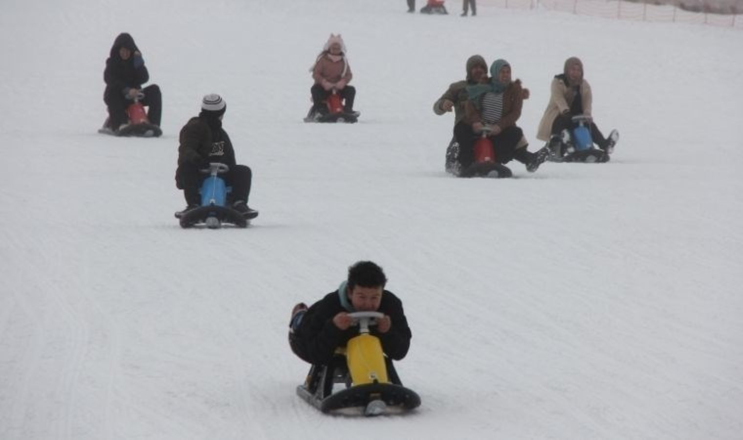 Yıldız Dağı’nda sömestir yoğunluğu: Kayakseverler akın etti