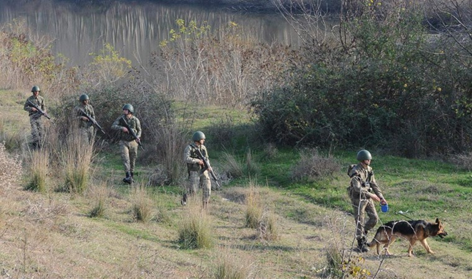 Yunanistan’a kaçacaklardı… 2 FETÖ şüphelisi sınırda yakalandı!