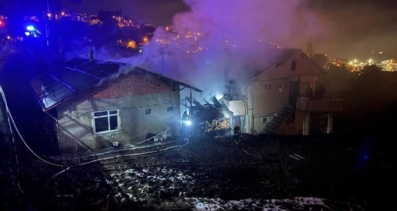 Zonguldak’ta kömürlükte çıkan yangın eve sıçradı!