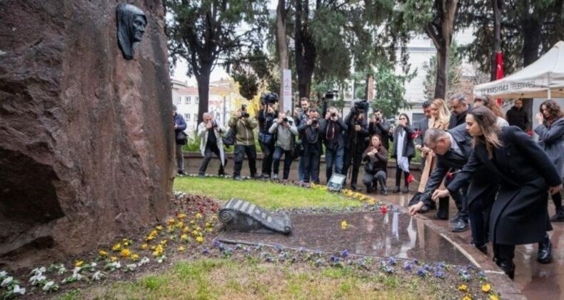 Zübeyde Hanım vefatının 102. yıl dönümünde anıldı