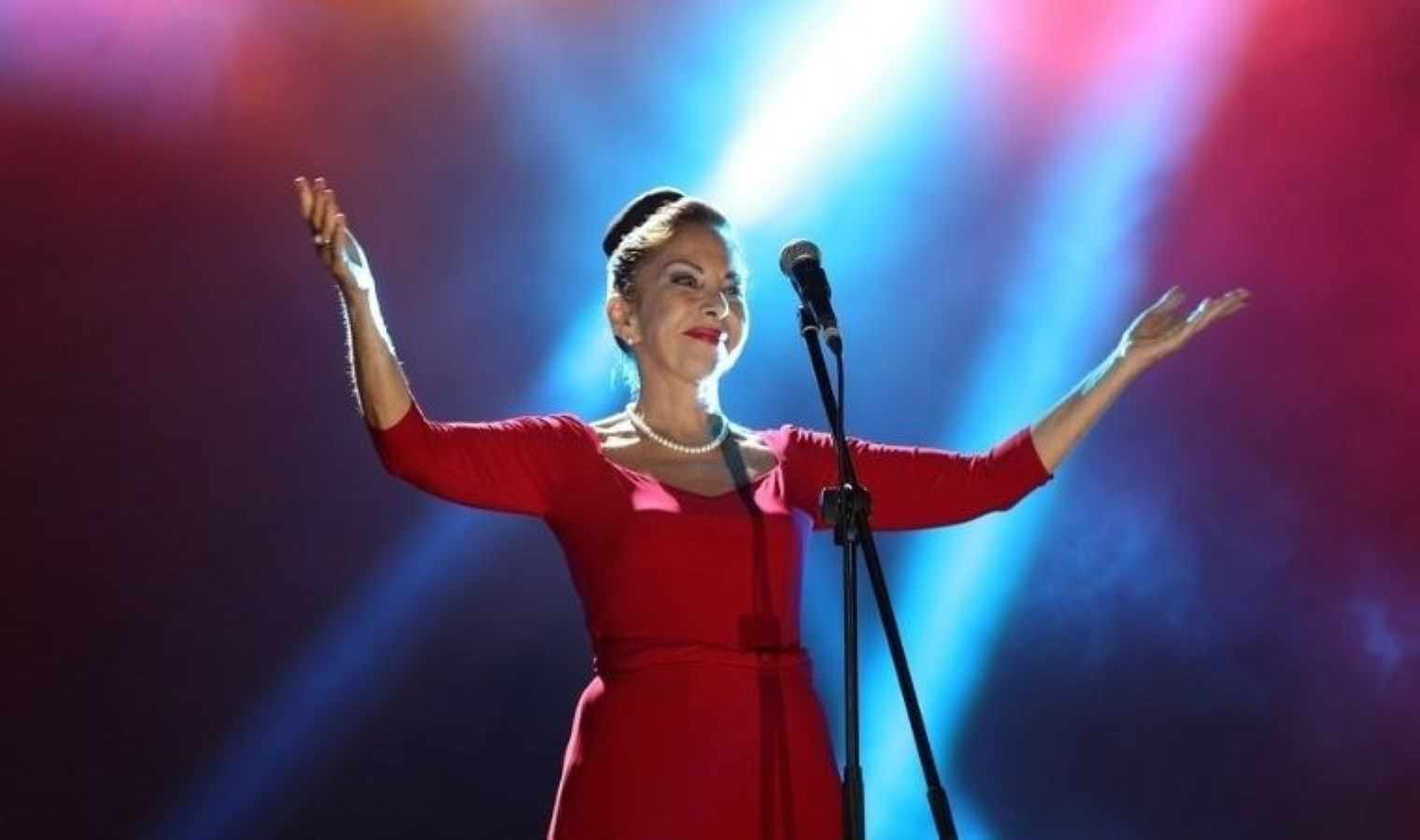 17 sanatçı bu albümde buluştu: ‘Yıllar Sonra: Hümeyra’