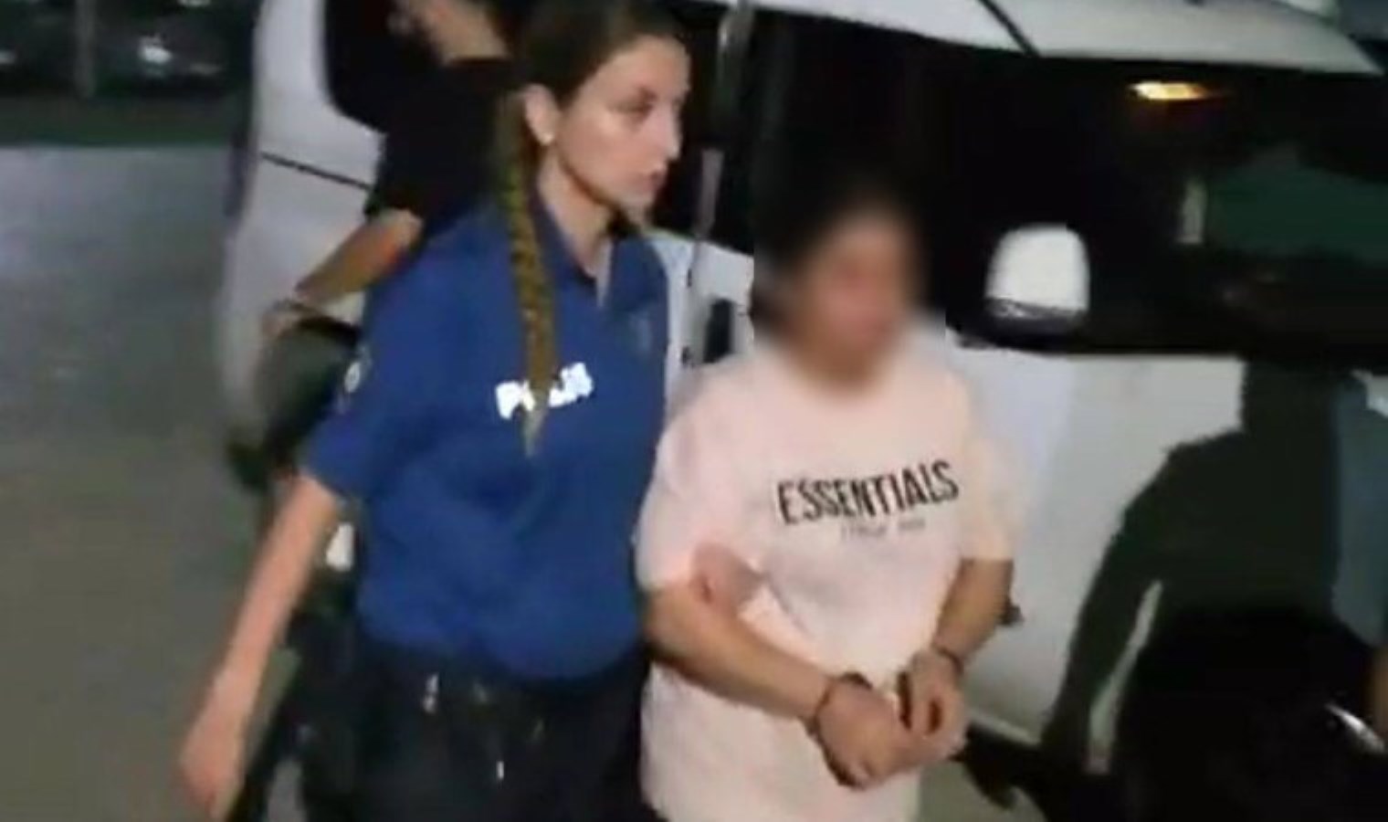 73 suç kaydı olan 24 yaşındaki kadın ‘piknik’ yaparken yakalandı