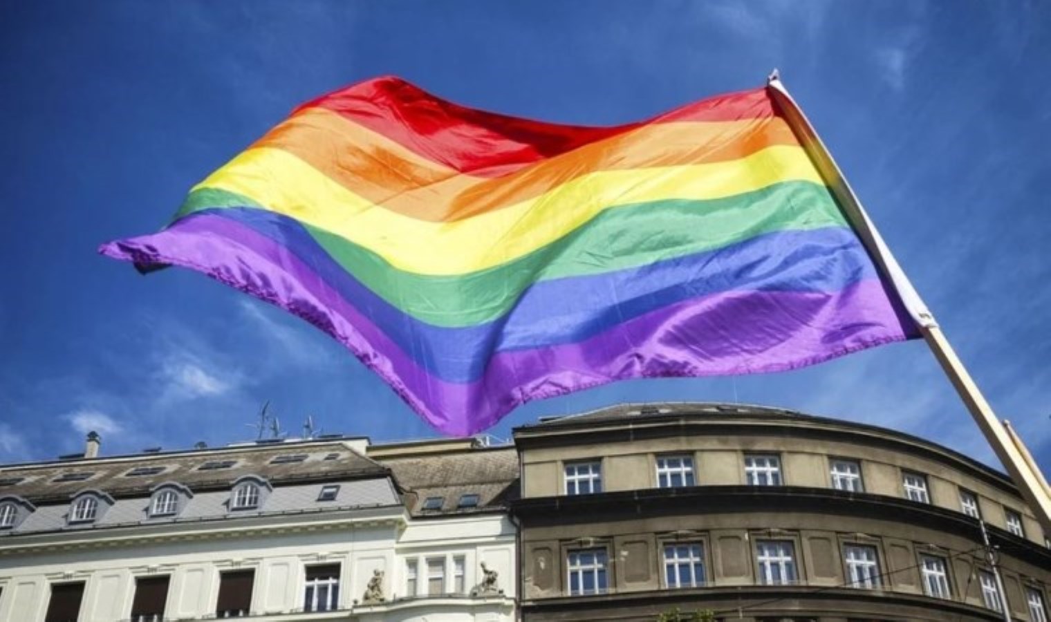 ABD’de, Yunanistan’daki LGBTİ göçmenlere ayrılan hibe iptal edildi