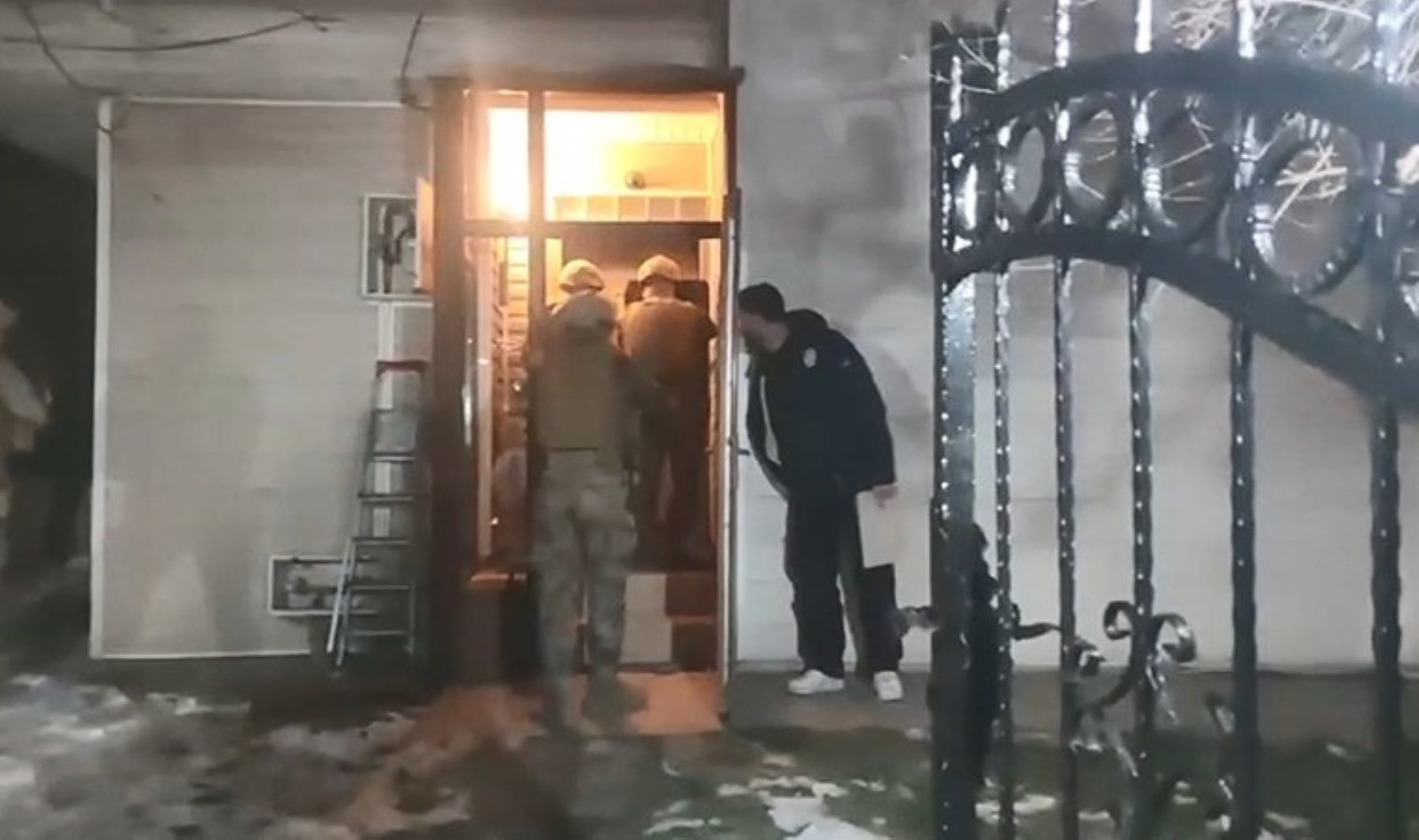 Adrese baskın! İstanbul’da ‘siber dolandırıcı’ operasyonu: Gözaltılar var…