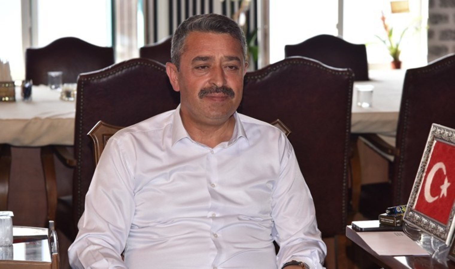 AKP’li belediye başkanı ölümden döndü: Eşi ve kızıyla hastaneye kaldırıldı