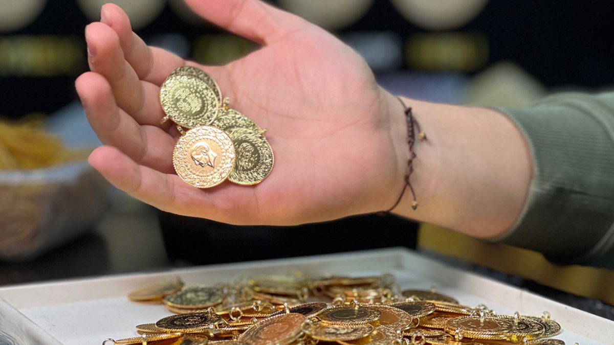 Altın fiyatları zirveye yakın! 5 Şubat’ta gram ve çeyrek altın fiyatları