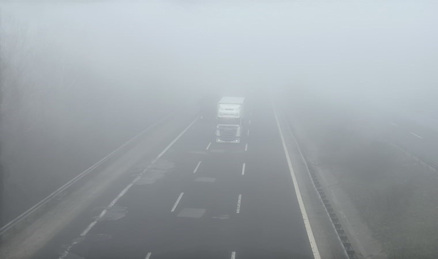 Anadolu Otoyolu’nun Düzce kesiminde sis etkili oldu