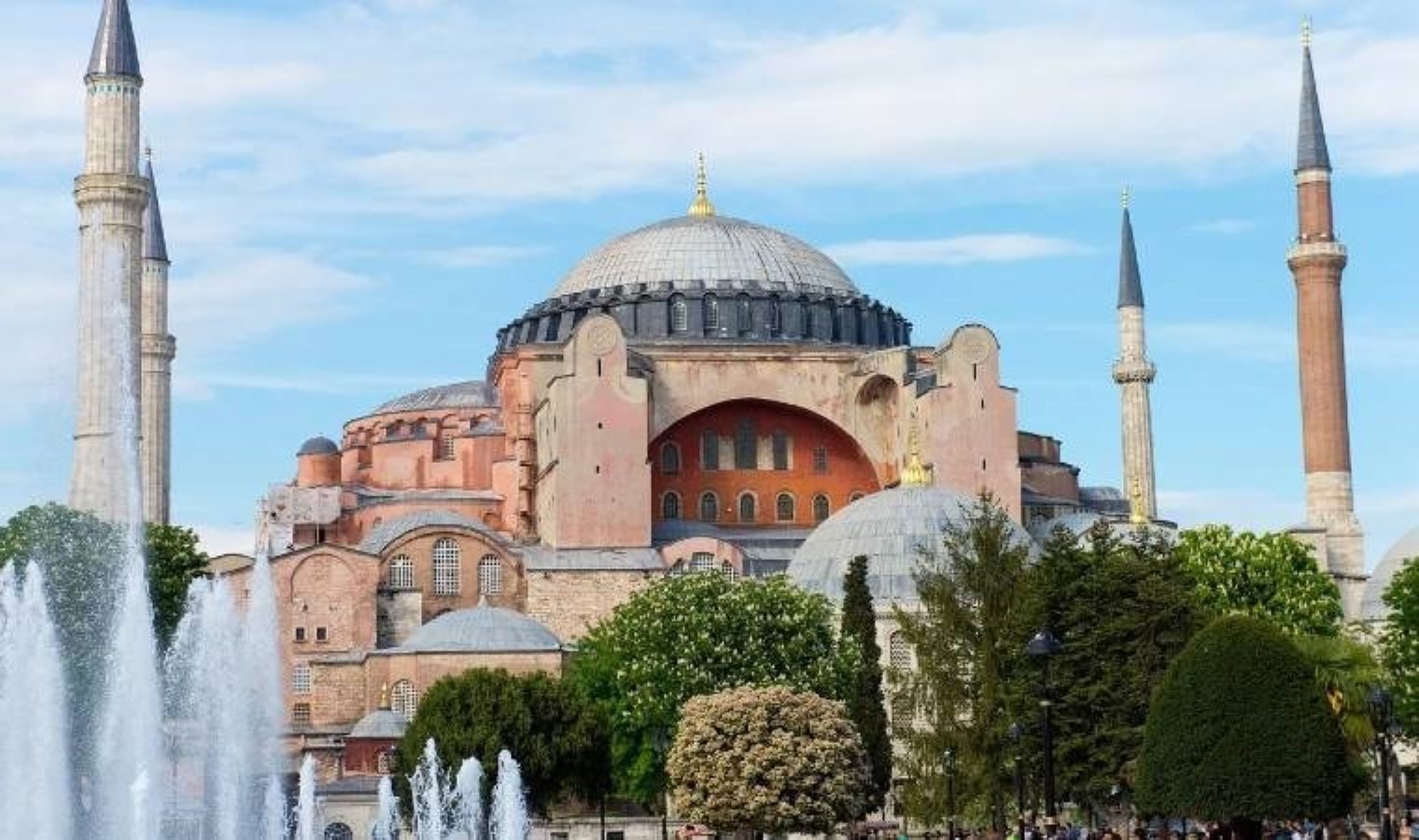 Ayasofya’nın kapısını kırmıştı… Hakkında karar verildi!