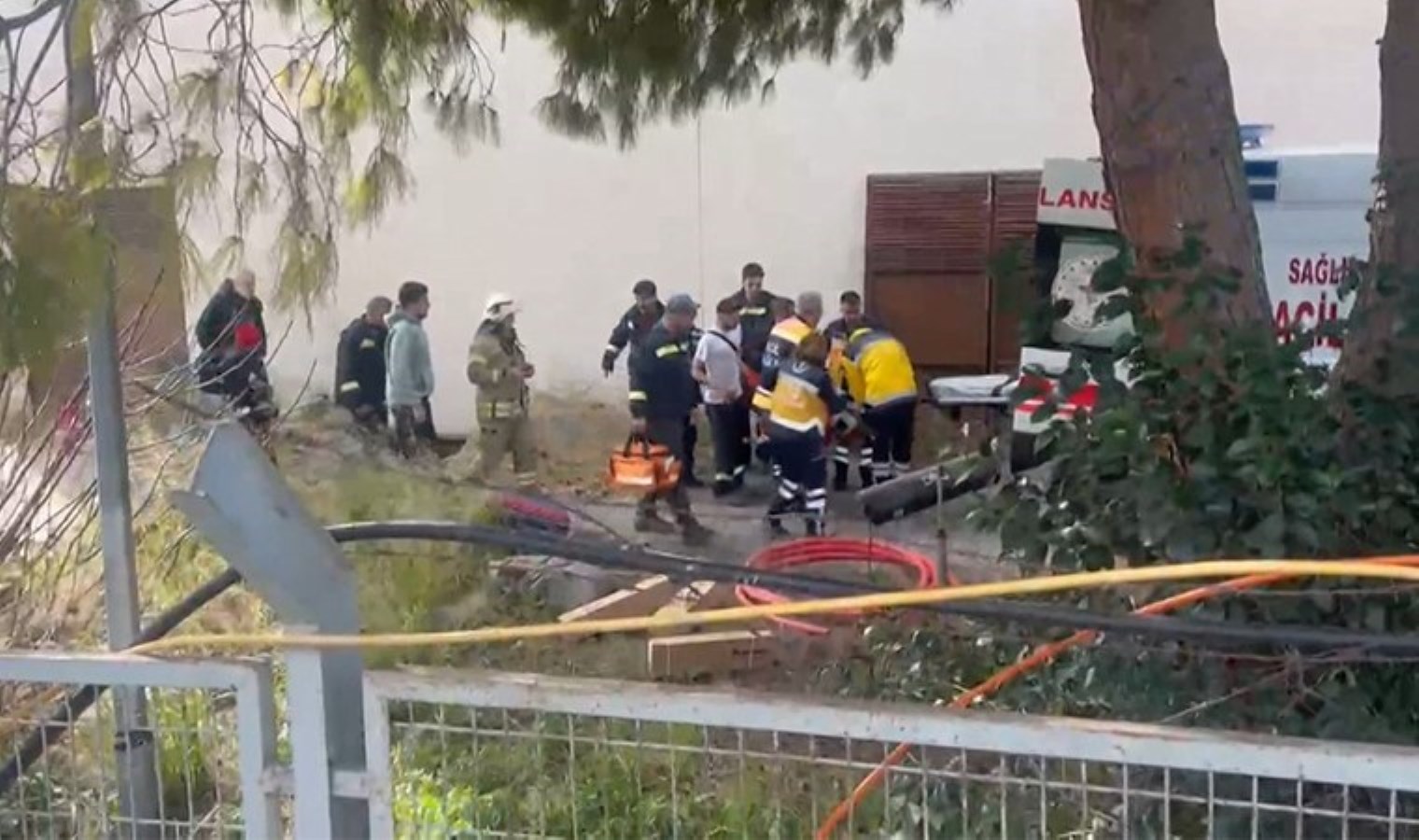 Bakırköy’de trafo merkezinde korkutan patlama: 1 işçi ağır yaralı!