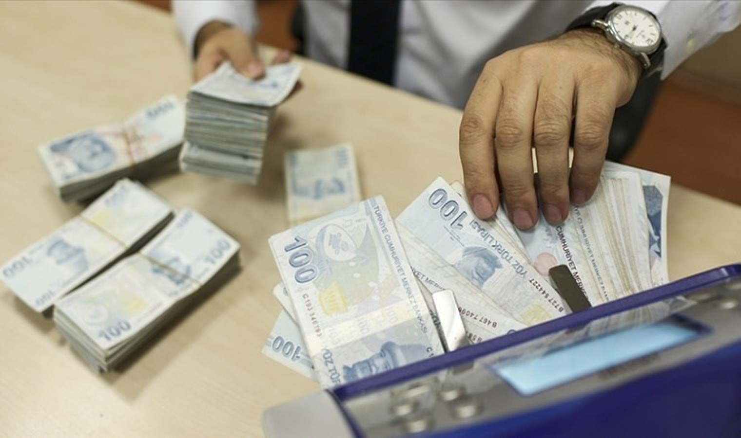 Bankalardan ihtiyaç kredisine faiz indirimi: Vade uzadıkça oranlar düşüyor!