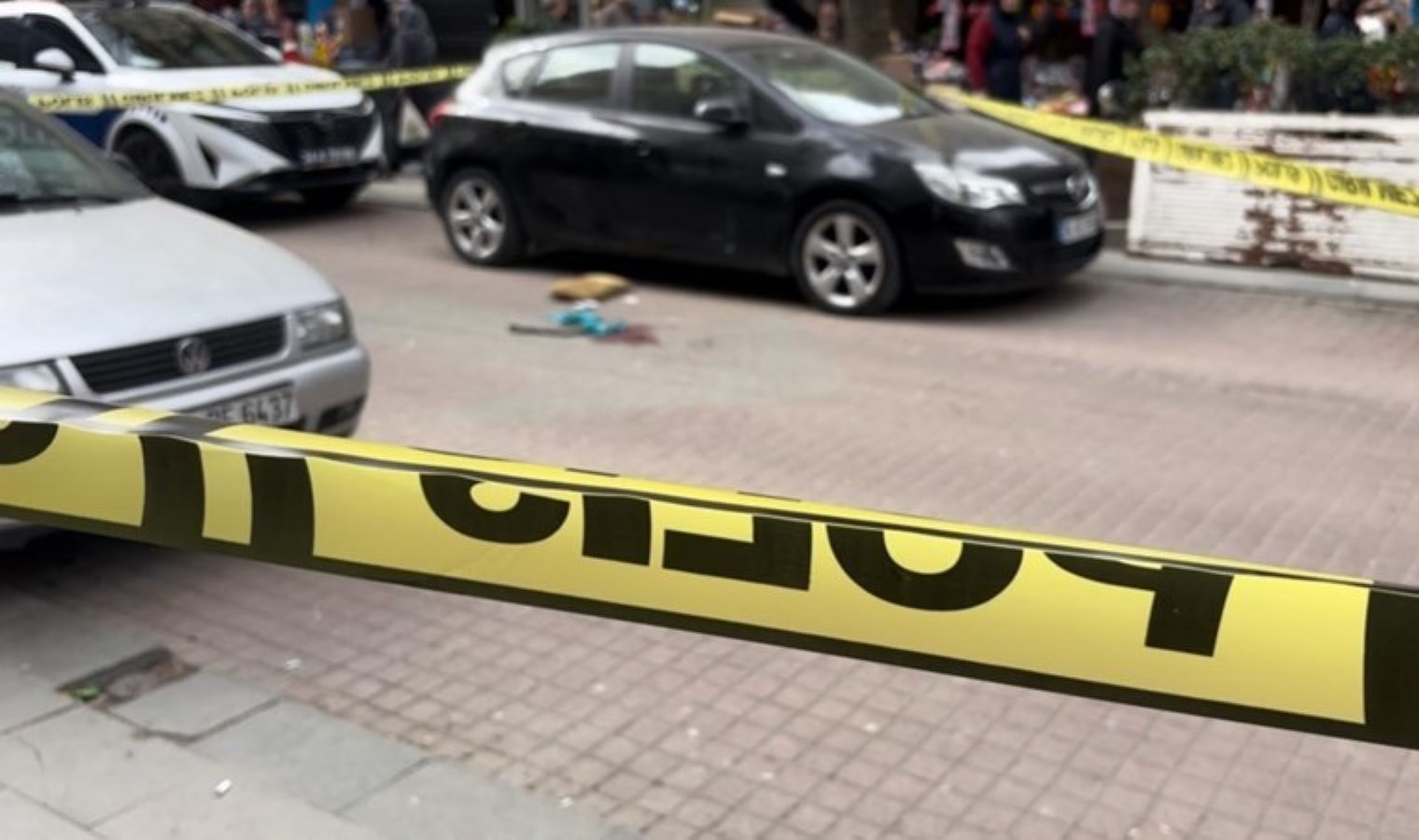 Bayrampaşa’da ablasının eski sevgilisi tarafından vuruldu