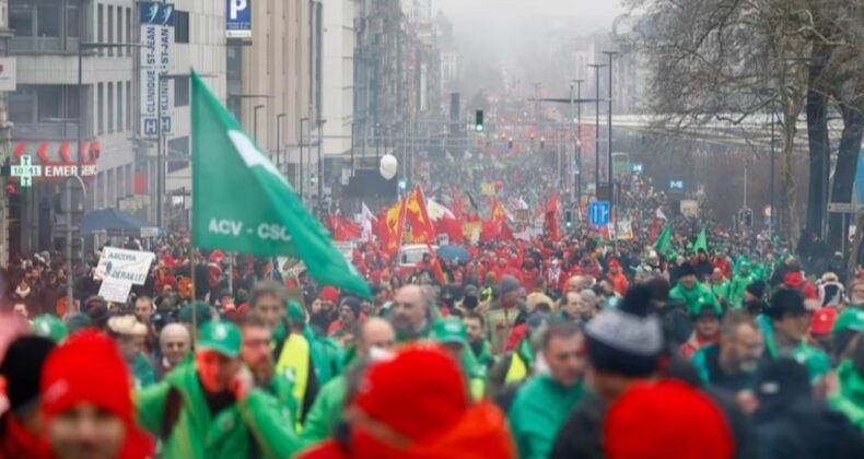 Belçika’da 60 bin kişilik dev protesto: ‘Haklarımızı gasp ettirmeyeceğiz!’