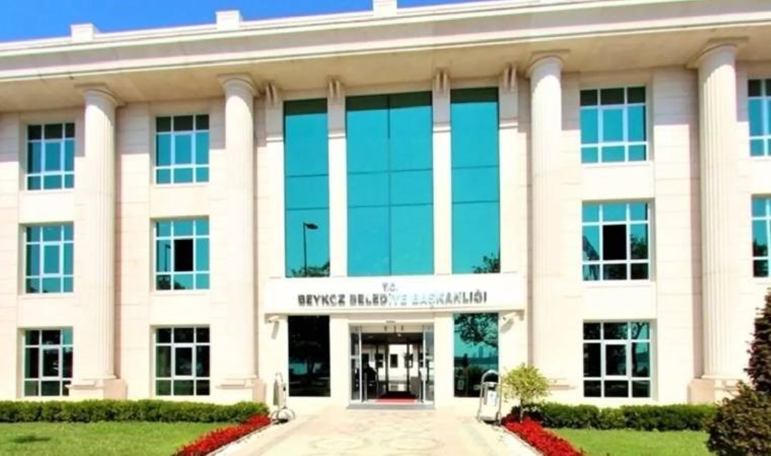 Beykoz Belediyesi’ne ‘konser’ operasyonu: Eski kültür müdürü gözaltına alındı!