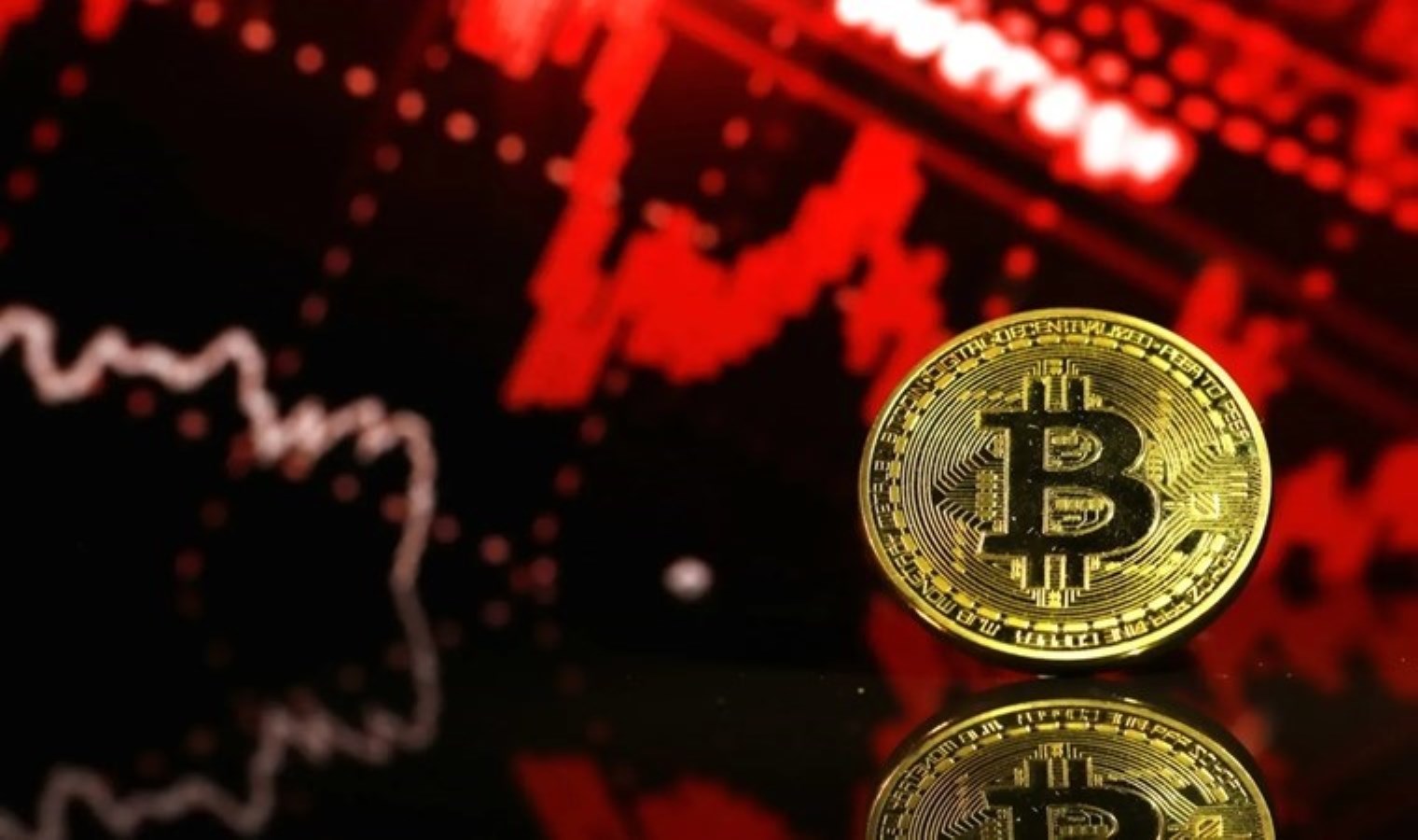 Bitcoin’de düşüş devam ediyor: Kripto piyasası 810 milyar dolar kaybetti!