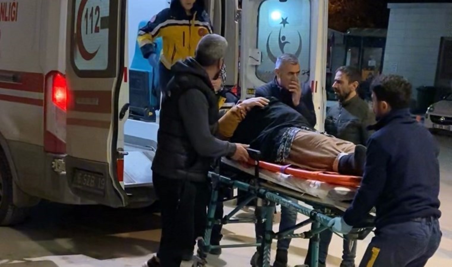 Bursa’da acı olay: Teravihten dönen kadına otomobil çarptı!