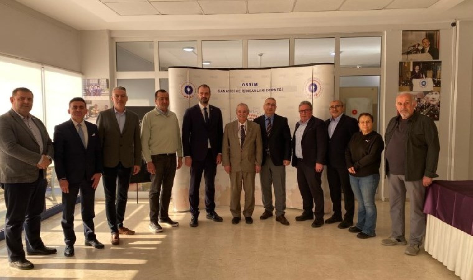 Cumhuriyet’ten OSİAD’a ziyaret