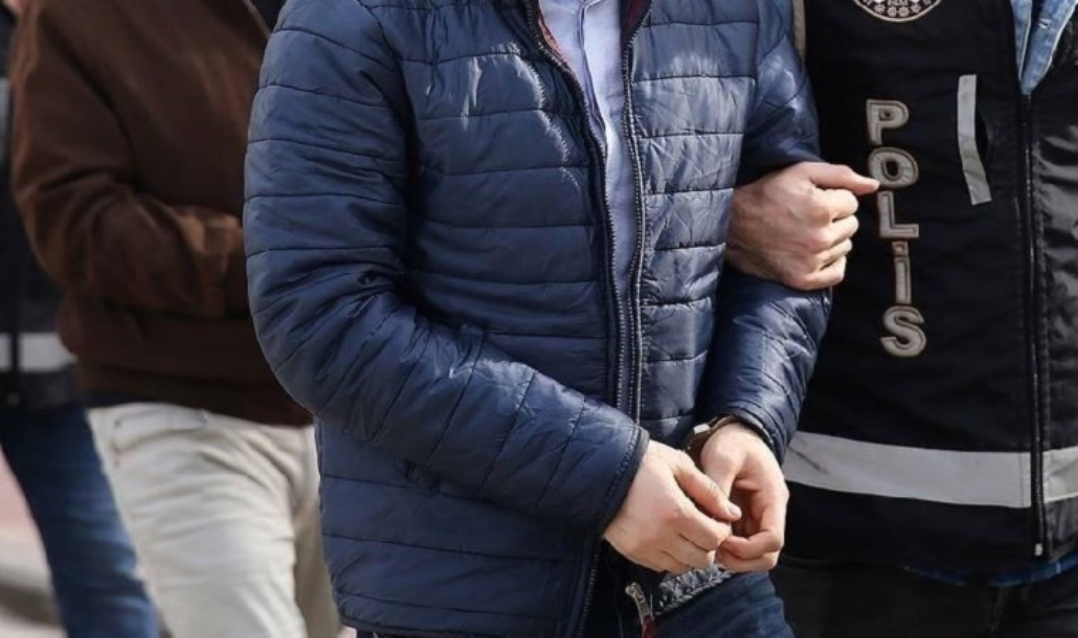 ‘Dur’ ihtarına uymayıp kaçan araçta kilolarca uyuşturucu yakalandı!