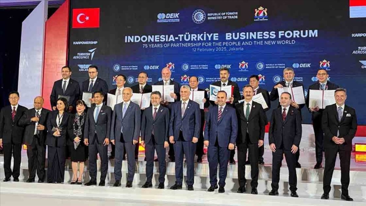 Endonezya’da savunma sanayii anlaşmaları