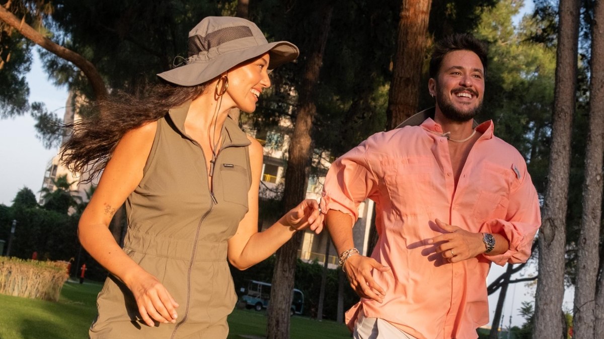 Eşi Anıl Altan’la boşanacakları iddia edilmişti! Pelin Akil’den şarkılı gönderme