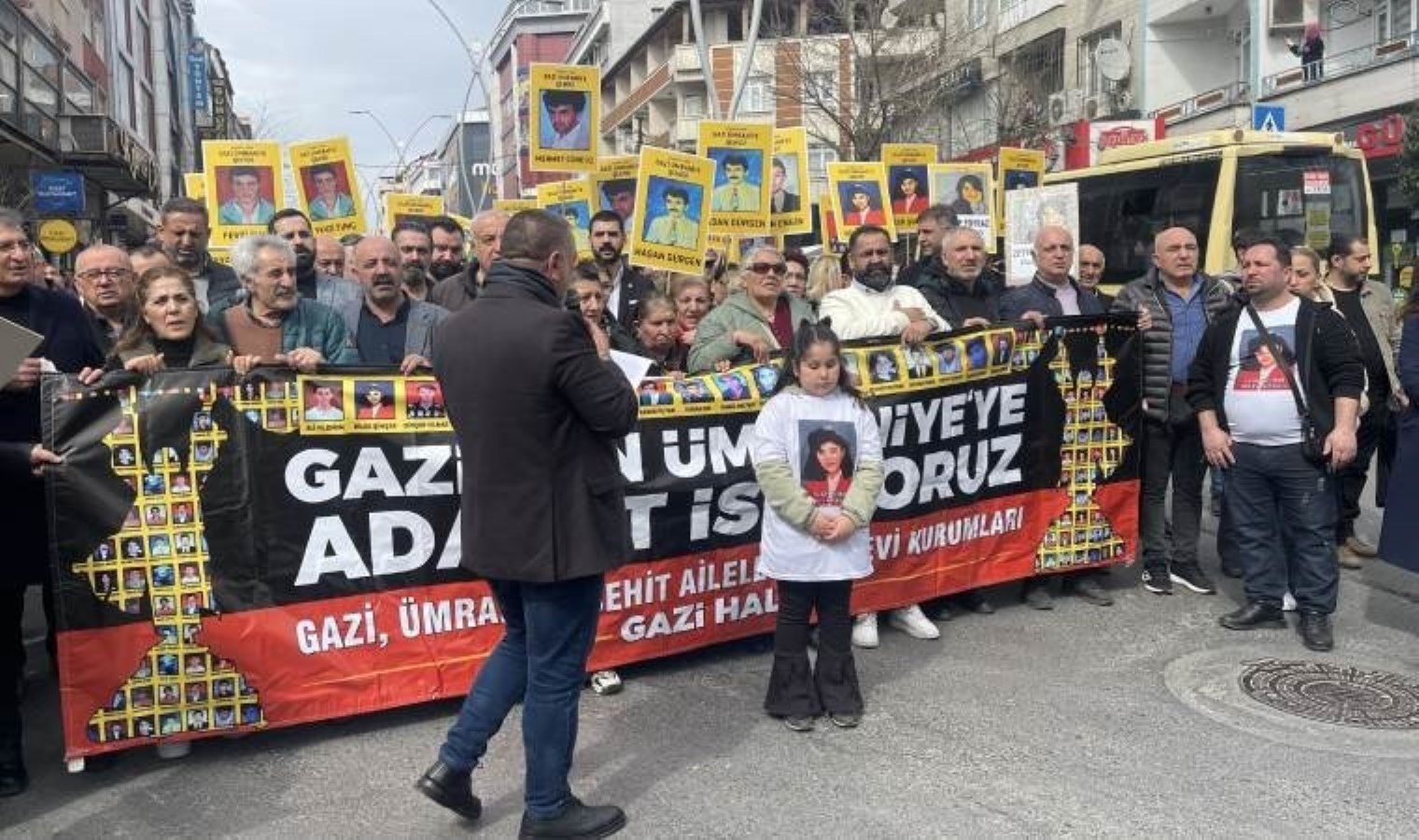 Gazi katliamında hayatını kaybedenler 30’uncu yılında yürüyüşle anıldı