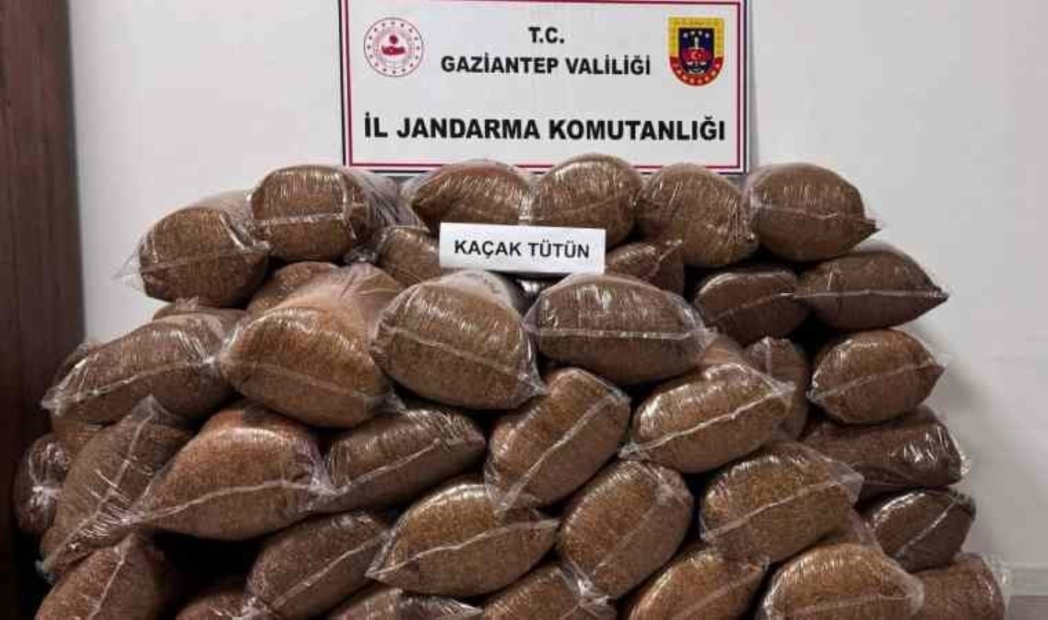 Gaziantep’te kaçakçılık operasyonu: 14 gözaltı