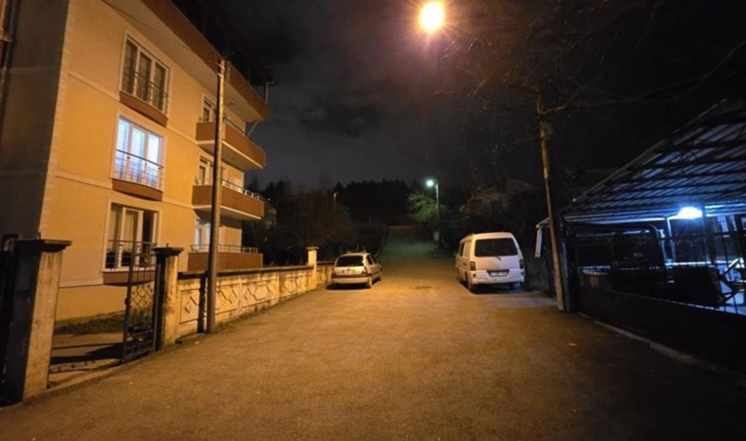 ‘Gizemli’ şahıs mahalleyi alarma geçirdi: ‘Allah’ın gönderdiği zatım’