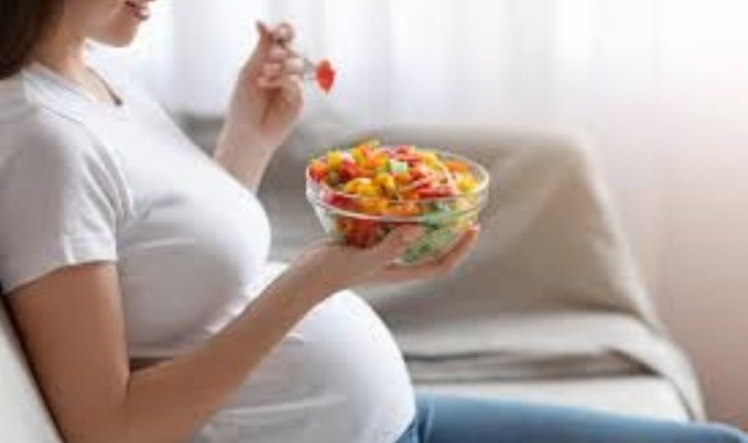 Hamilelik sürecini riske atıyor, bebeğin sağlığını etkiliyor: Hamilelikte tüketilmemesi gereken 10 besin