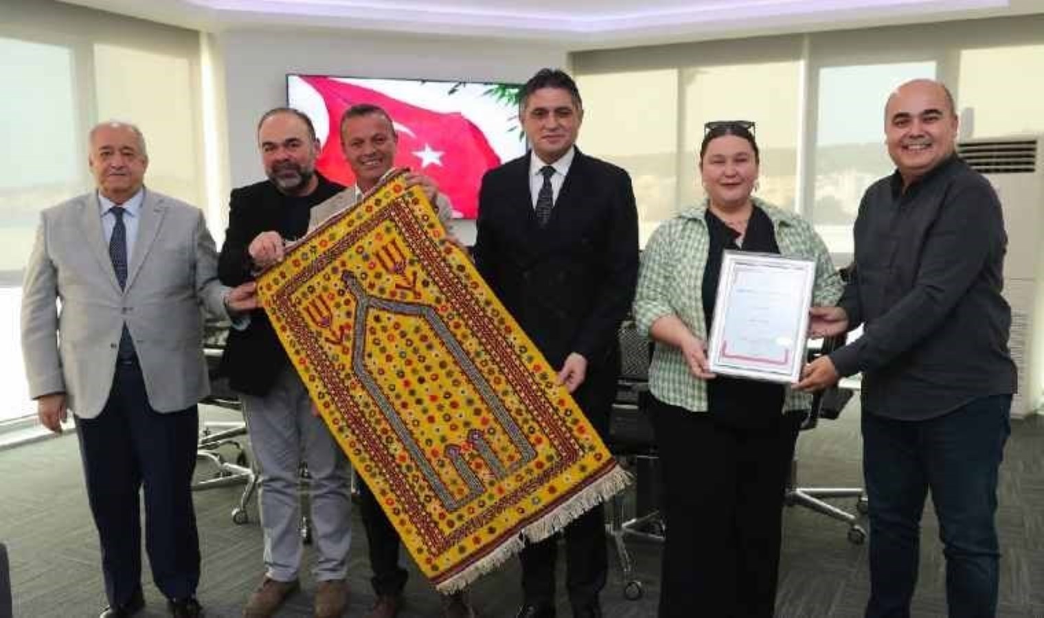 Helvacı Kilimi tescillendi: Asırlık dokuma sanatı resmen koruma altında!