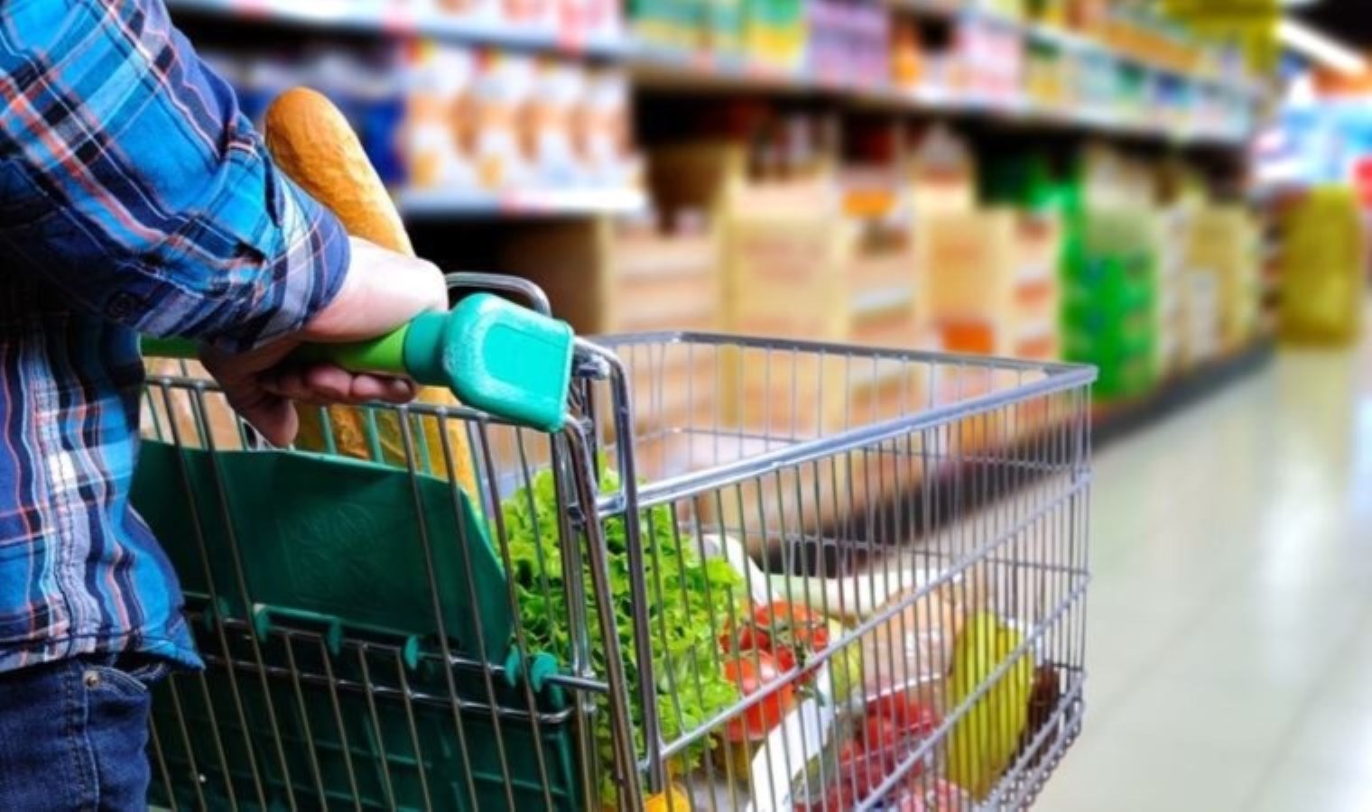 Her 100 liradan 83’ü yiyecek içeceğe gidiyor: Yurttaş indirim marketlerine yöneliyor