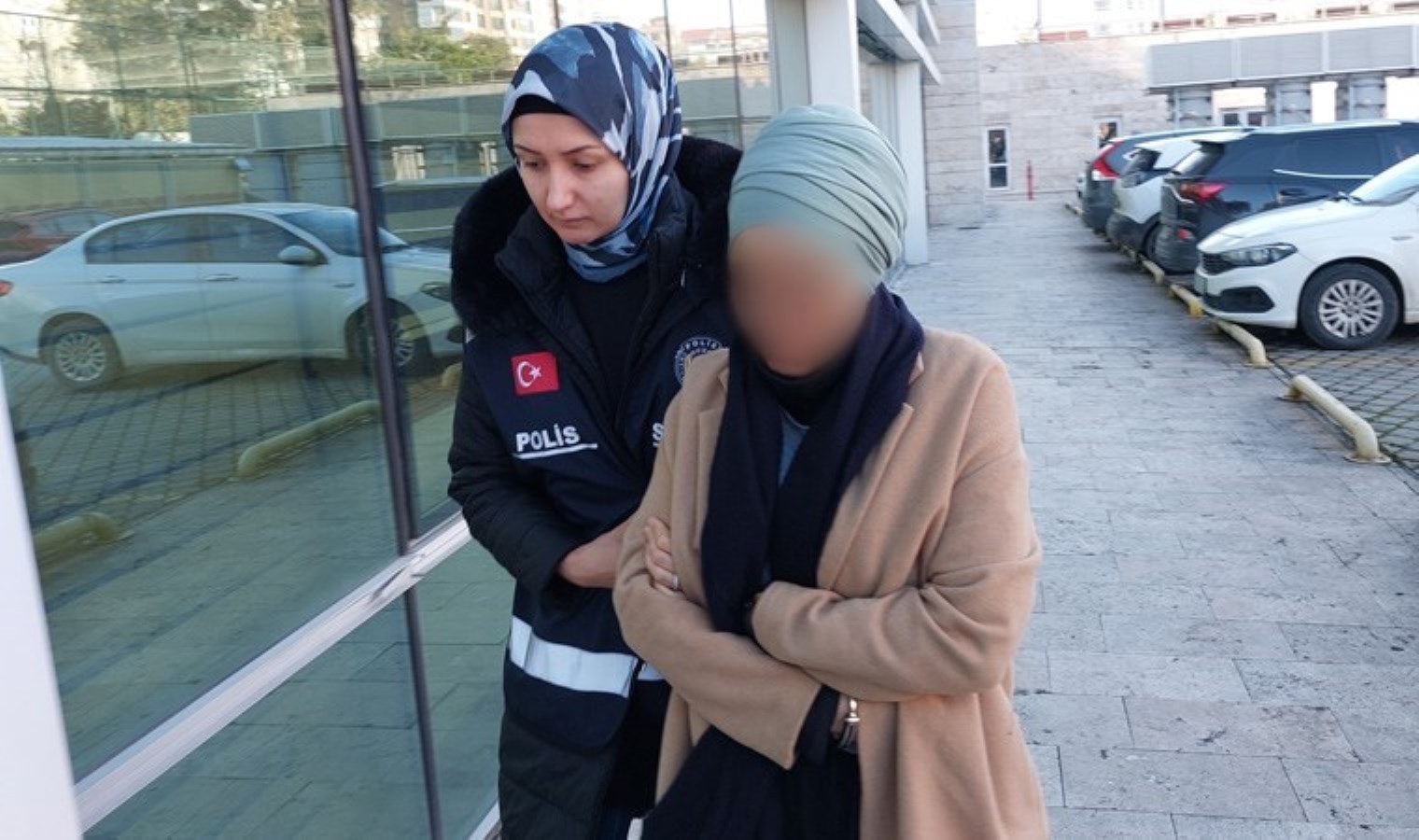 ‘İftara gitme’ tartışmasında kan aktı: Kadın, kocasını bıçakladı!