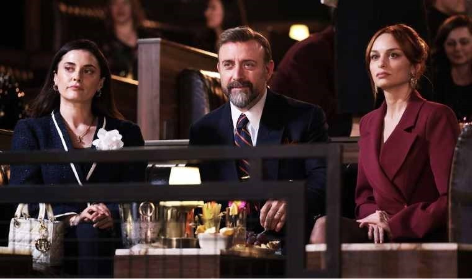 İlk bölümüyle ekranlarda: Kral Kaybederse dizisinin konusu ne?