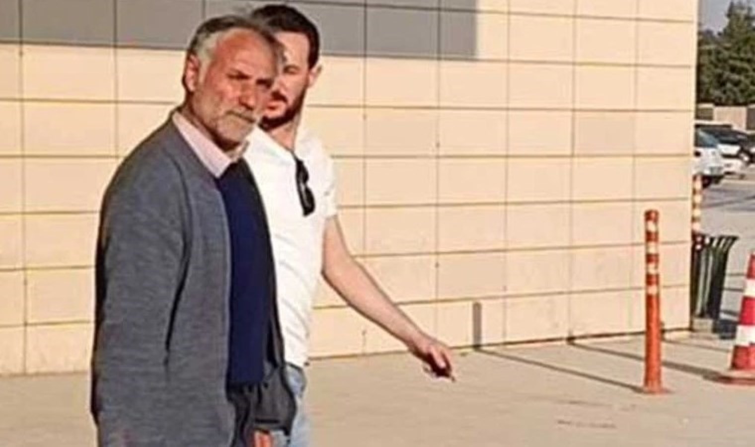 İnegöl pazarında erkek dehşeti! Boşanma aşamasındaki eşini tabancayla kovaladı, kadını esnaf sakladı