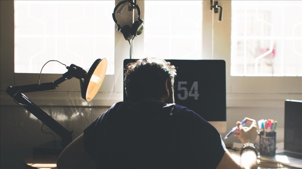 İş hayatı dönüşüyor! Artık ‘beyaz’ değil, ‘altın yakalı’ denilecek