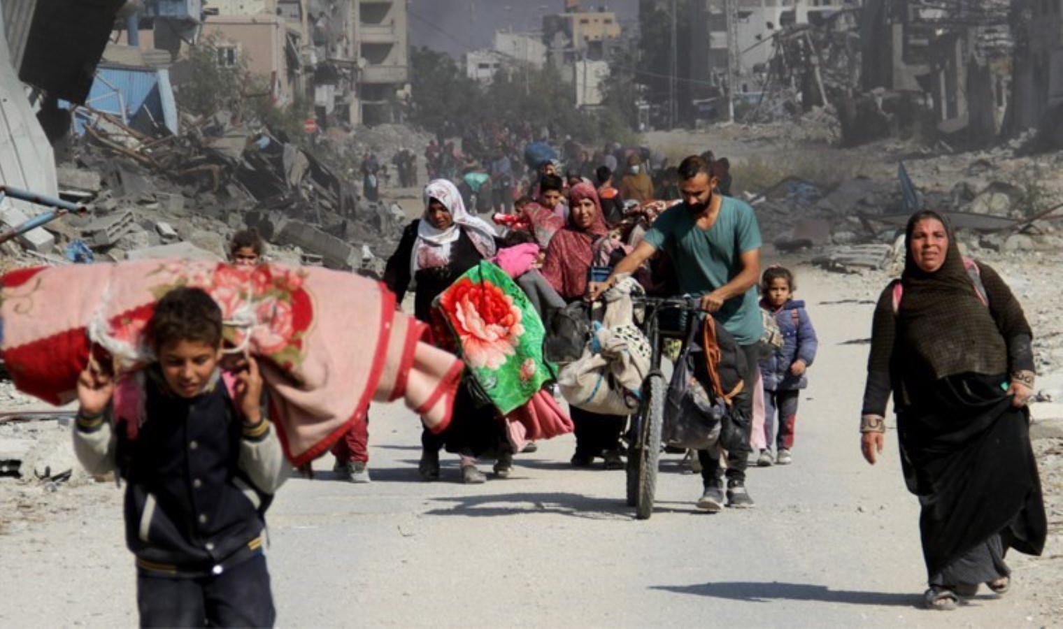 İsrail ve ABD’nin Trump’ın Gazzelileri sürgün planı için Doğu Afrika ülkeleriyle temasa geçtiği iddia edildi