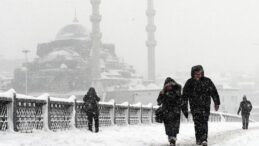 İstanbul’a yoğun kar geldi uzmanlar uyardı: Soğuk hava şartları kulaklarınızı sağır edebilir!